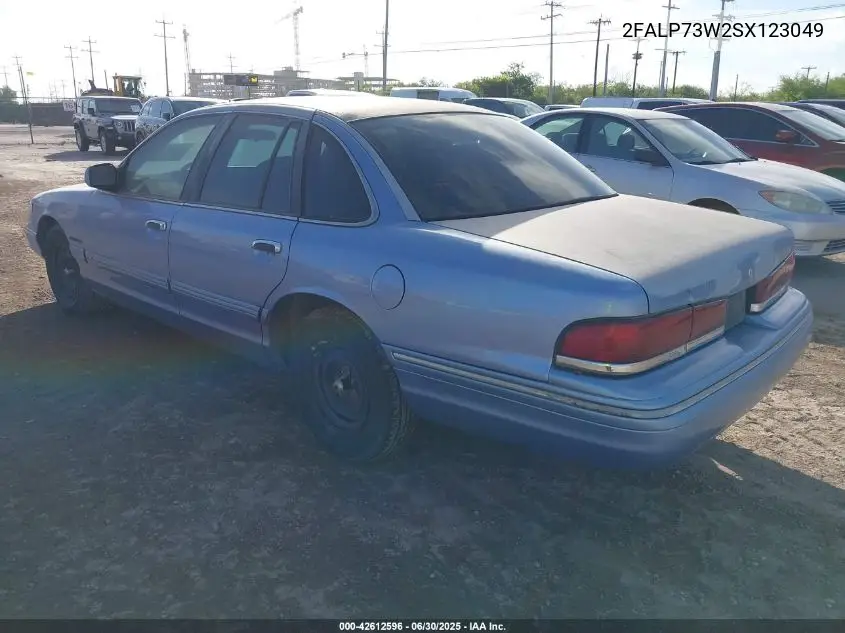 1995 Ford Crown Victoria VIN: 2FALP73W2SX123049 Lot: 42612596