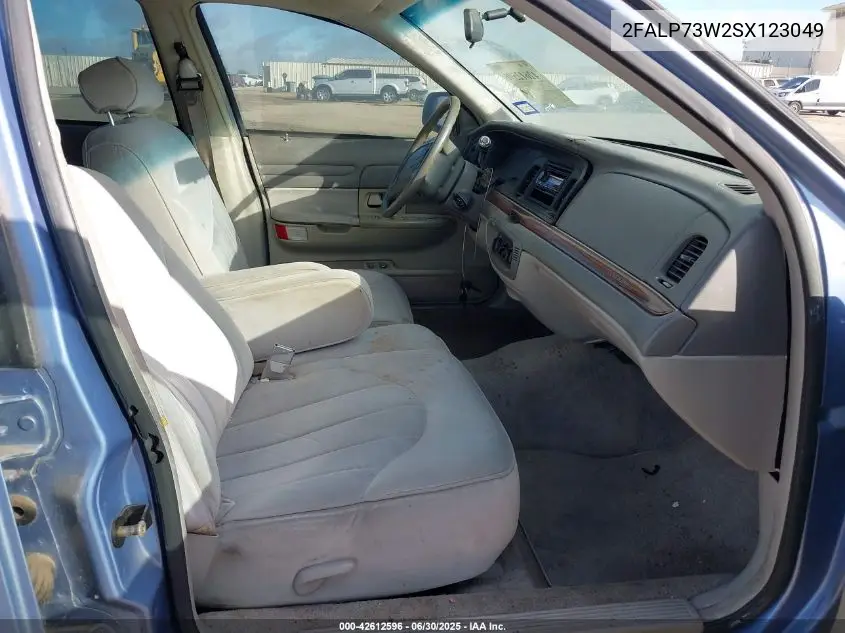 1995 Ford Crown Victoria VIN: 2FALP73W2SX123049 Lot: 42612596