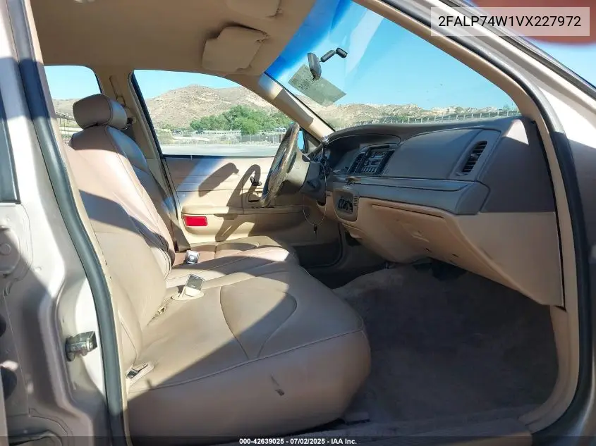 2FALP74W1VX227972 1997 Ford Crown Victoria Lx