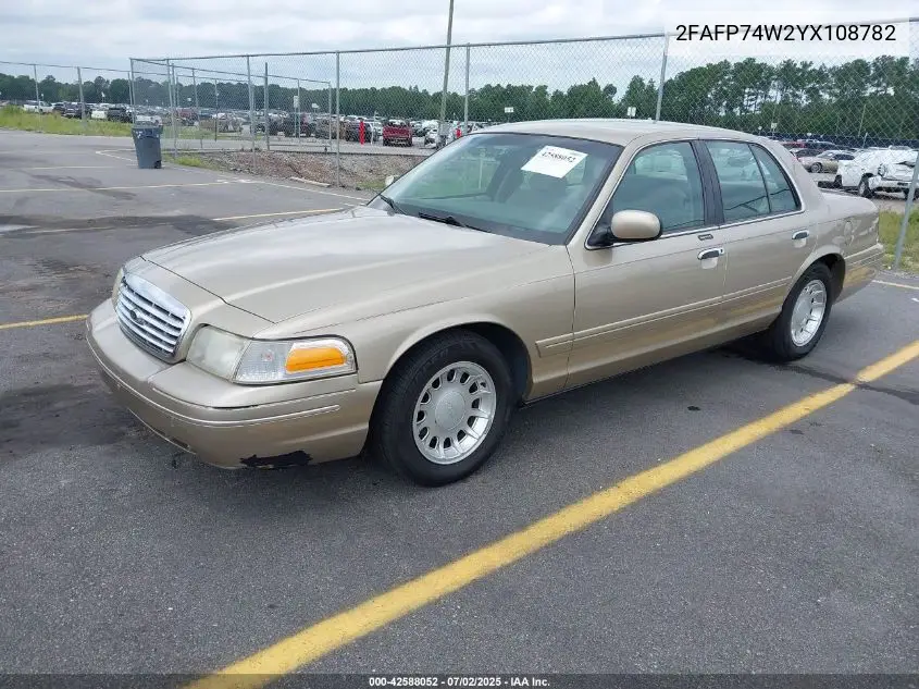 2000 Ford Crown Victoria Lx VIN: 2FAFP74W2YX108782 Lot: 42588052