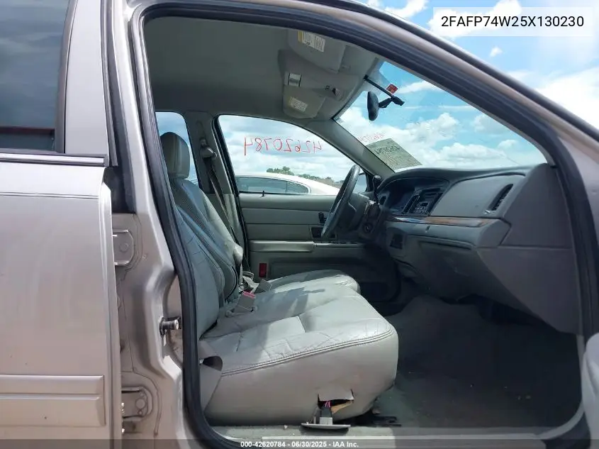 2005 Ford Crown Victoria Lx/Lx Sport VIN: 2FAFP74W25X130230 Lot: 42620784