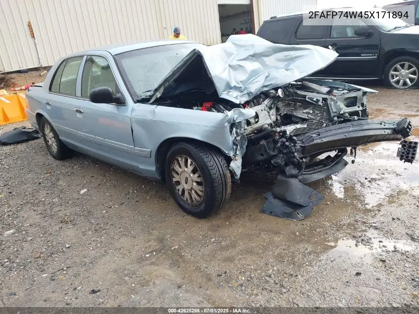 2005 Ford Crown Victoria Lx/Lx Sport VIN: 2FAFP74W45X171894 Lot: 42625286