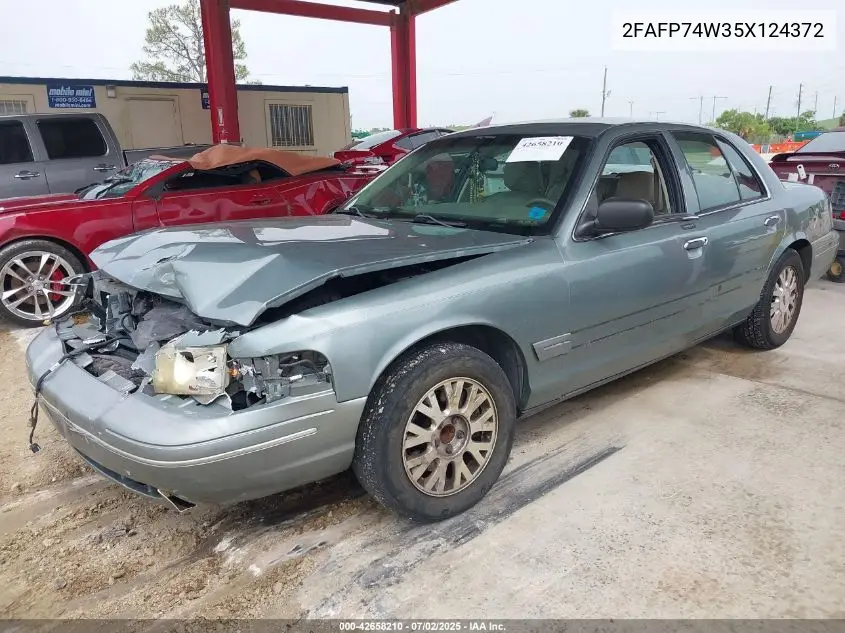 2005 Ford Crown Victoria VIN: 2FAFP74W35X124372 Lot: 42658210