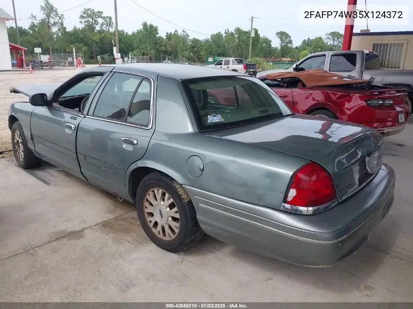 2005 Ford Crown Victoria VIN: 2FAFP74W35X124372 Lot: 42658210