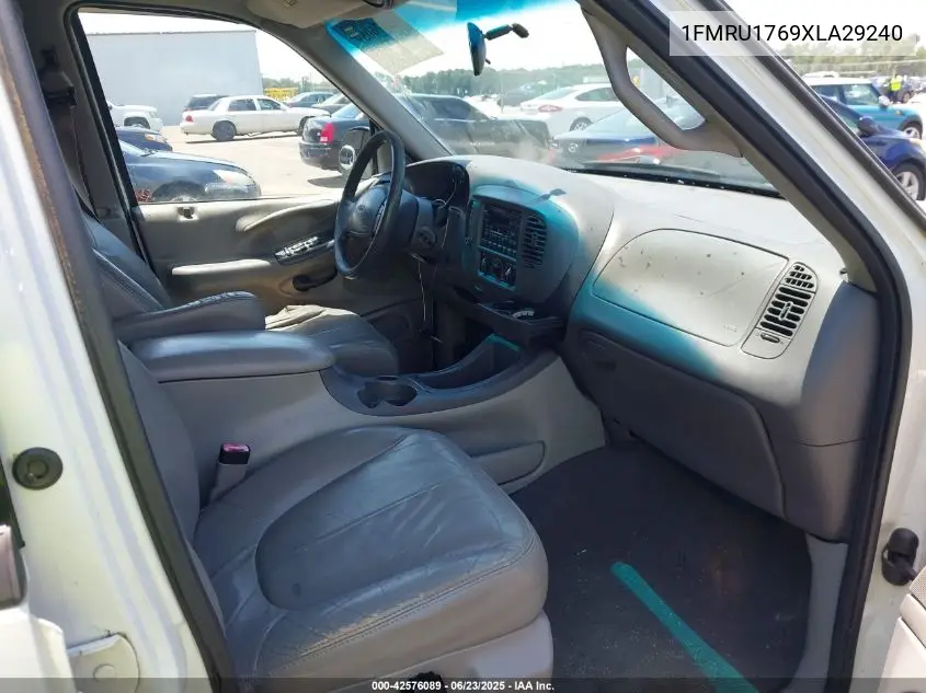 1999 Ford Expedition Eddie Bauer/Xlt VIN: 1FMRU1769XLA29240 Lot: 42576089