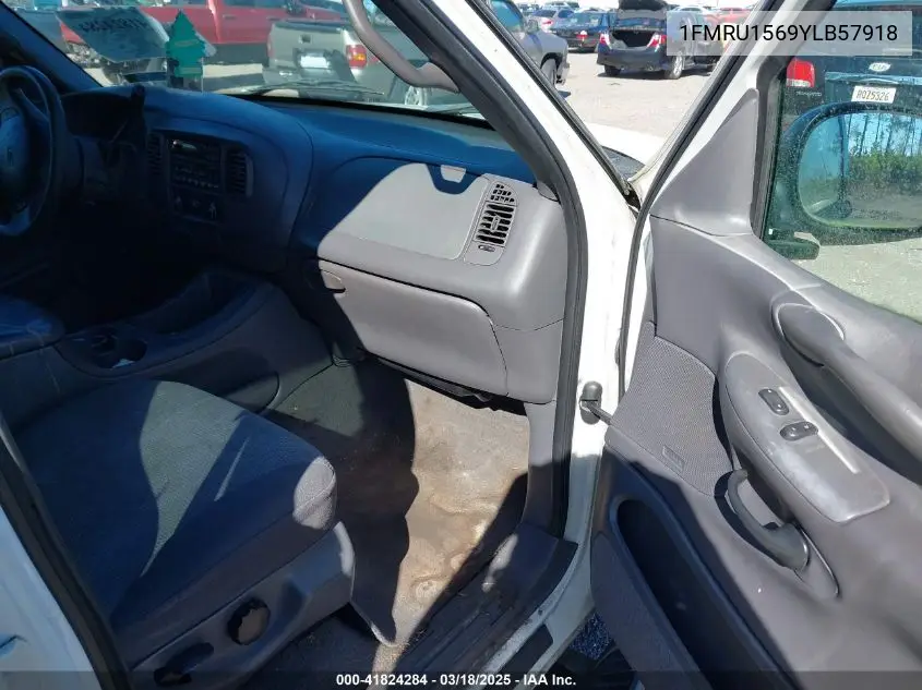 2000 Ford Expedition Xlt VIN: 1FMRU1569YLB57918 Lot: 41824284