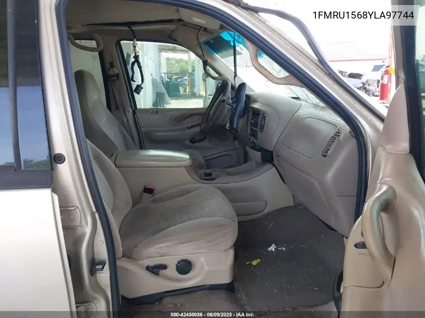 2000 Ford Expedition Xlt VIN: 1FMRU1568YLA97744 Lot: 42450056