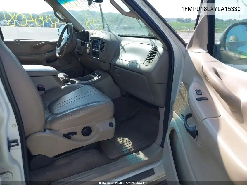 2000 Ford Expedition Eddie Bauer VIN: 1FMPU18LXYLA15330 Lot: 42455081