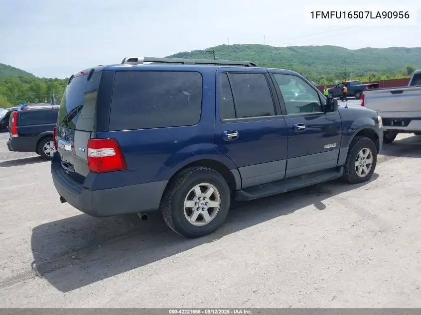 2007 Ford Expedition Xlt VIN: 1FMFU16507LA90956 Lot: 42221666