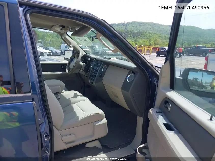 2007 Ford Expedition Xlt VIN: 1FMFU16507LA90956 Lot: 42221666