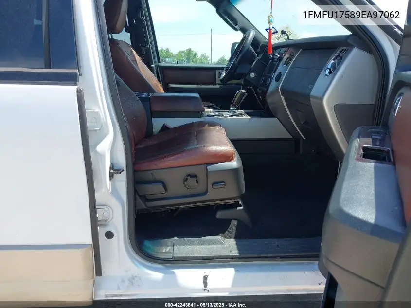 2009 Ford Expedition Eddie Bauer/King Ranch VIN: 1FMFU17589EA97062 Lot: 42243841