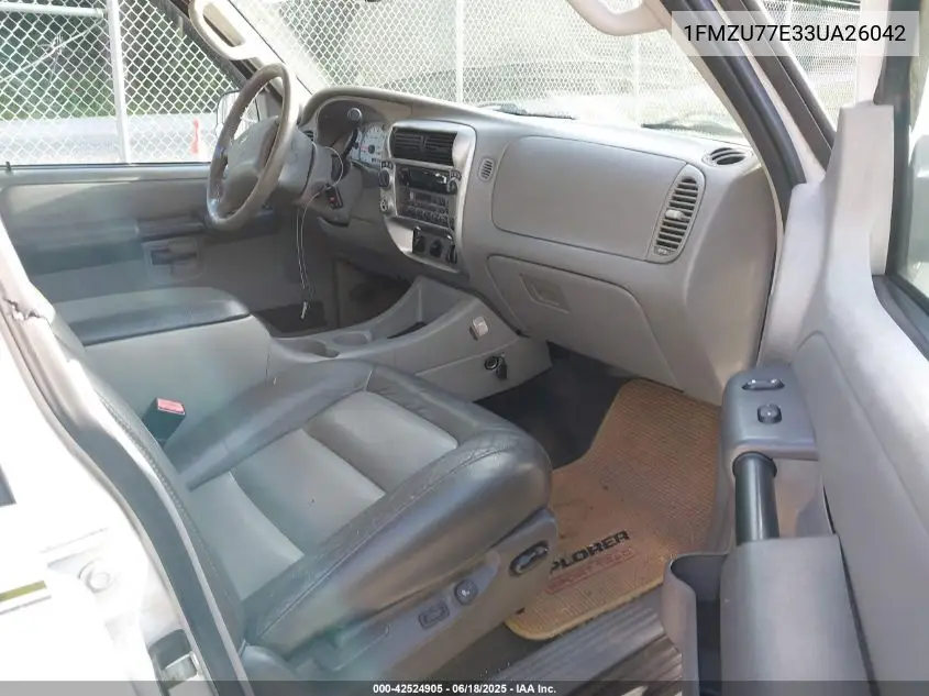 2003 Ford Explorer Sport Trac Xls/Xlt VIN: 1FMZU77E33UA26042 Lot: 42524905