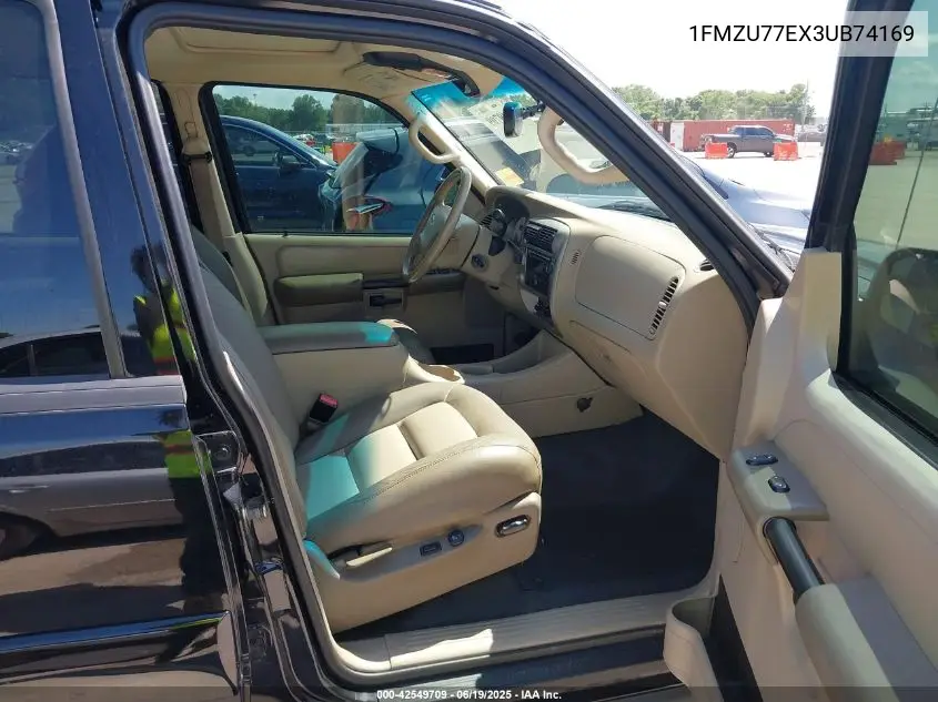 2003 Ford Explorer Sport Trac Xls/Xlt VIN: 1FMZU77EX3UB74169 Lot: 42549709