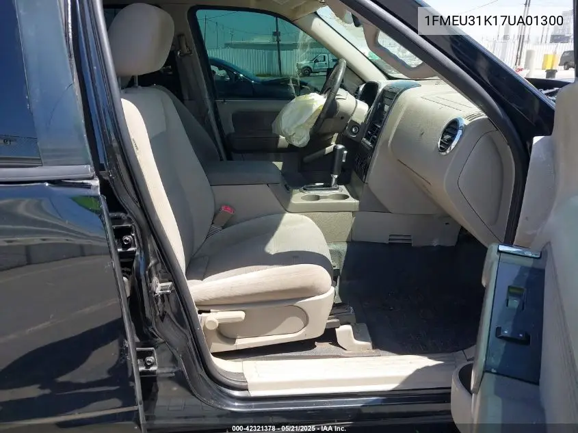 2007 Ford Explorer Sport Trac Xlt VIN: 1FMEU31K17UA01300 Lot: 42321378