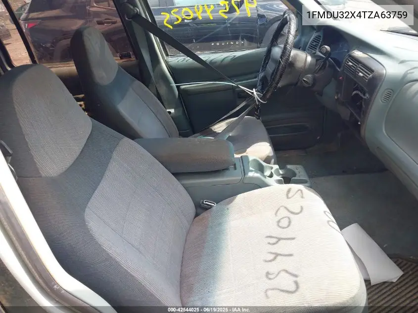 1996 Ford Explorer VIN: 1FMDU32X4TZA63759 Lot: 42544025