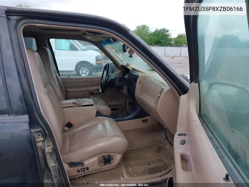 1999 Ford Explorer VIN: 1FMZU35P8XZB06166 Lot: 42253702