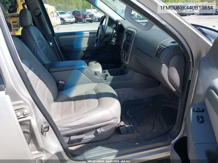 2004 Ford Explorer Xlt VIN: 1FMDU63K44UB13854 Lot: 42122940