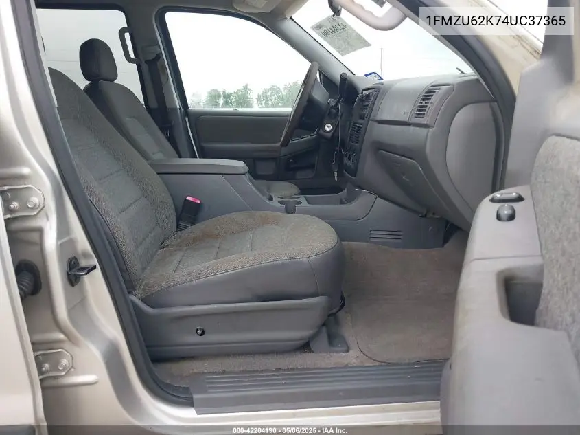 2004 Ford Explorer Xls VIN: 1FMZU62K74UC37365 Lot: 42204190