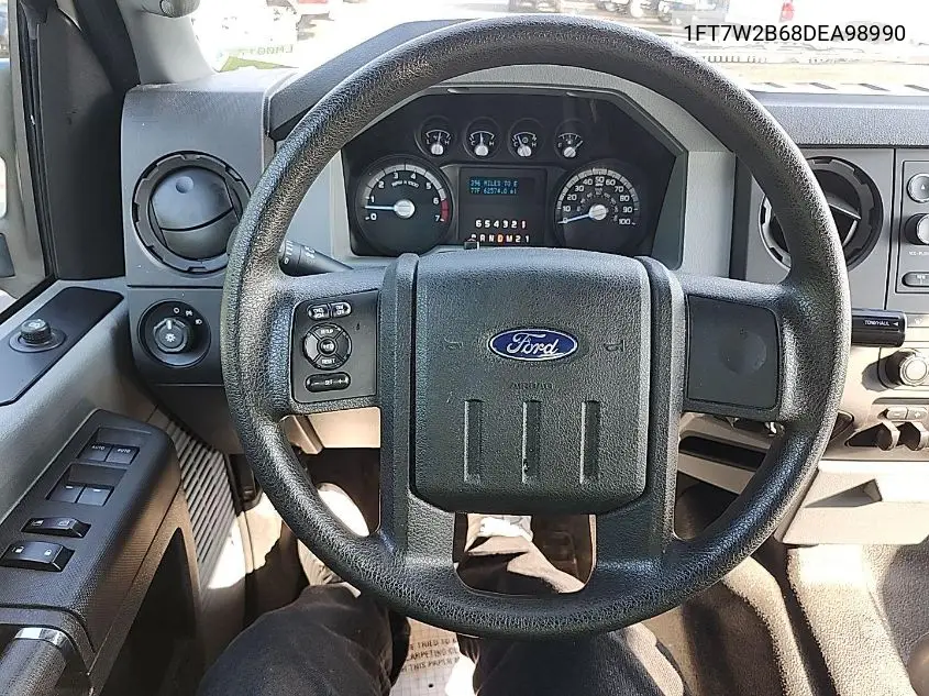 2013 Ford F250 Super Duty VIN: 1FT7W2B68DEA98990 Lot: 42641181