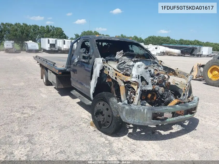 2019 Ford F-550 Chassis Xl/Xlt VIN: 1FDUF5GT5KDA01617 Lot: 42770319