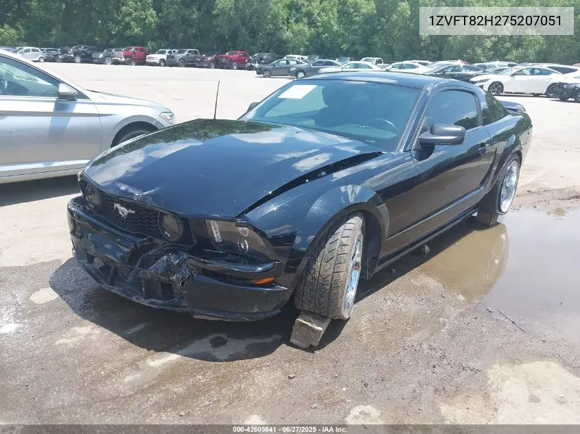 2007 Ford Mustang Gt Deluxe/Gt Premium VIN: 1ZVFT82H275207051 Lot: 42603641