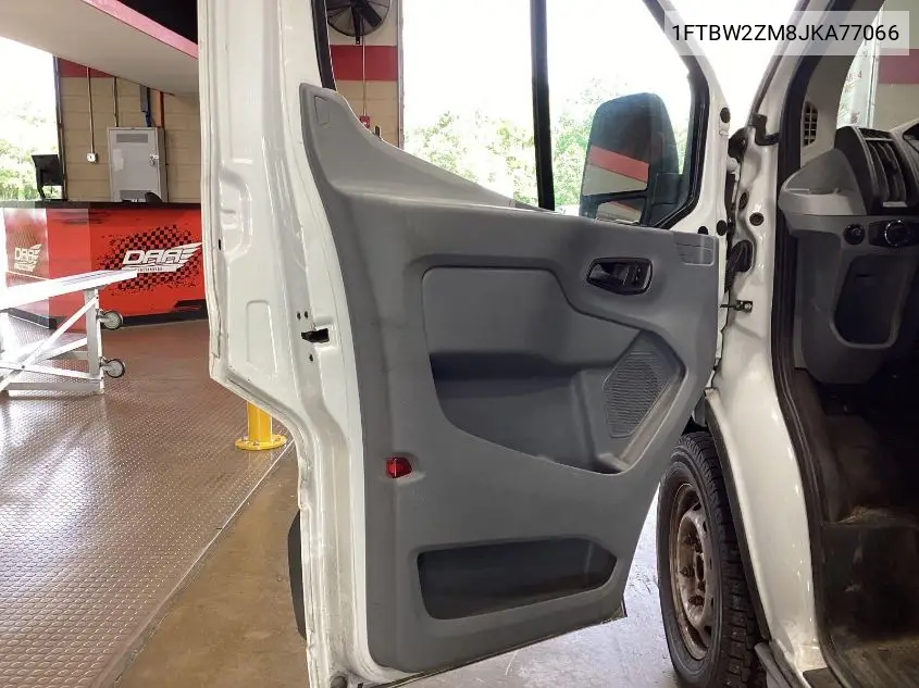 2018 Ford Transit T-350 VIN: 1FTBW2ZM8JKA77066 Lot: 42642396