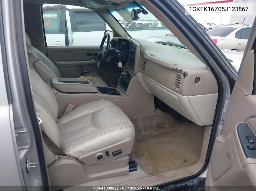2005 GMC Yukon Xl 1500 Slt VIN: 1GKFK16Z05J123867 Lot: 41808022