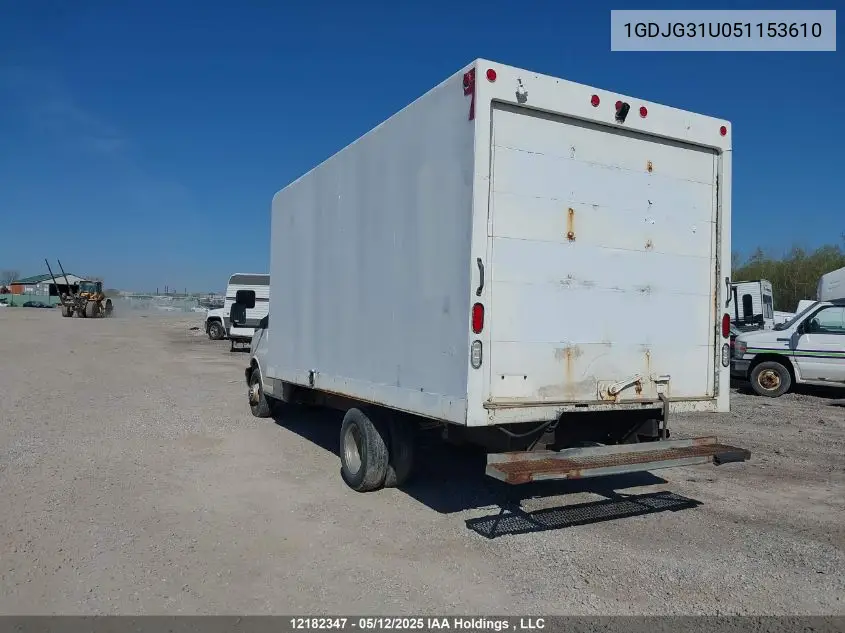 2005 GMC Savana Cutaway G3500 VIN: 1GDJG31U051153610 Lot: 12182347