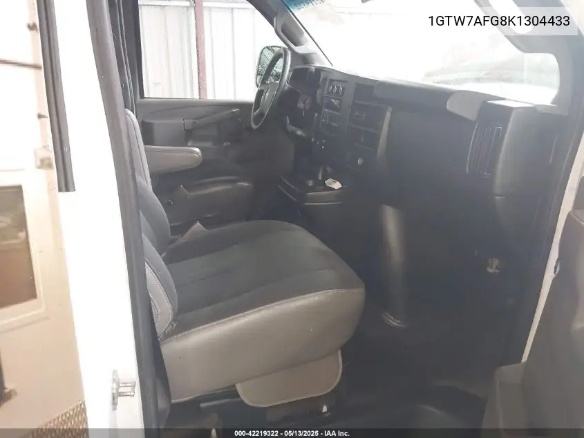 2019 GMC Savana 2500 Work Van VIN: 1GTW7AFG8K1304433 Lot: 42219322