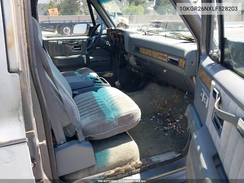 1990 GMC Suburban R25 Conventional VIN: 1GKGR26NXLF528203 Lot: 42731684