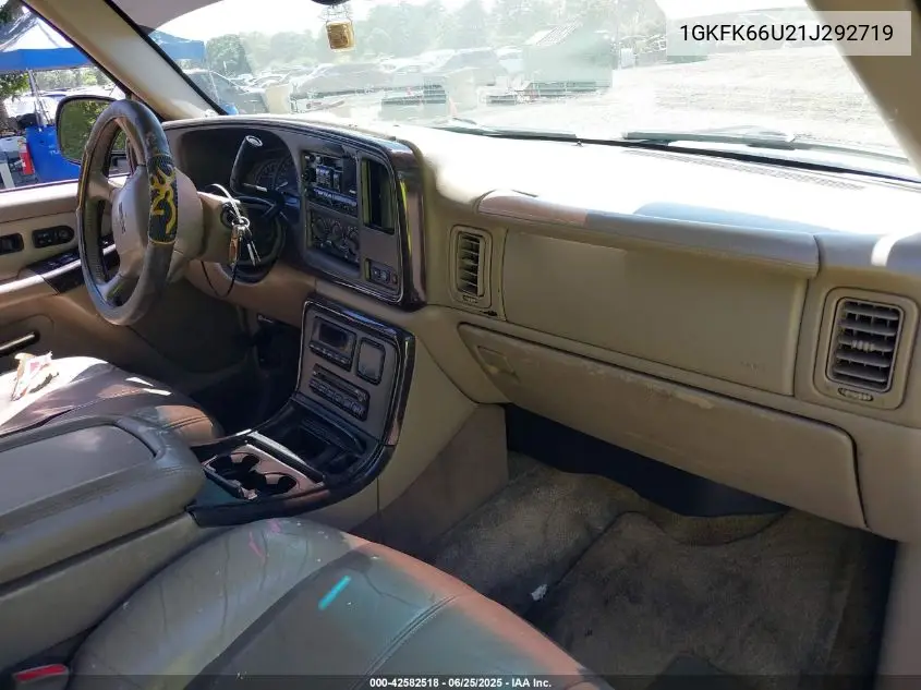 2001 GMC Yukon Xl 1500 Denali VIN: 1GKFK66U21J292719 Lot: 42582518