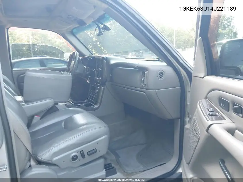 2004 GMC Yukon Denali VIN: 1GKEK63U14J221189 Lot: 42666832