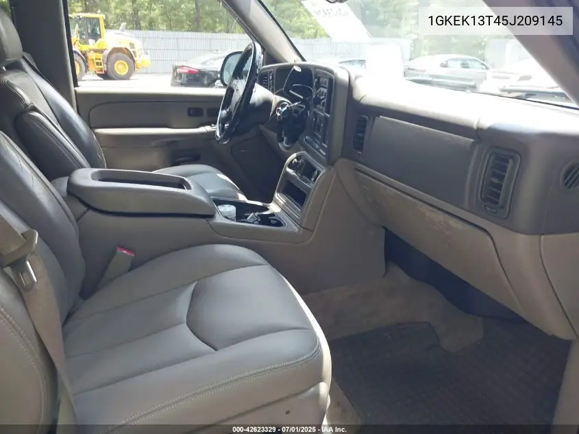 1GKEK13T45J209145 2005 GMC Yukon Slt