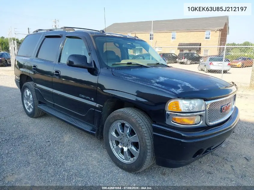 2005 GMC Yukon Denali VIN: 1GKEK63U85J212197 Lot: 42681054