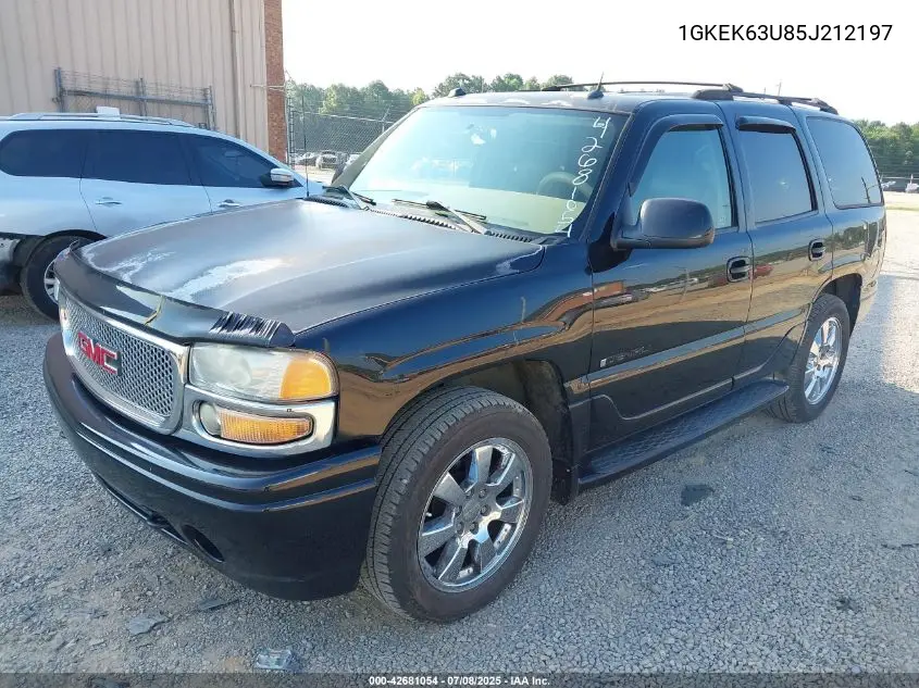 2005 GMC Yukon Denali VIN: 1GKEK63U85J212197 Lot: 42681054
