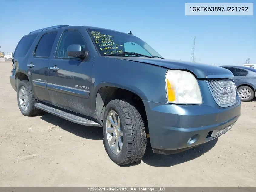 2007 GMC Yukon Denali Denali VIN: 1GKFK63897J221792 Lot: 12296271