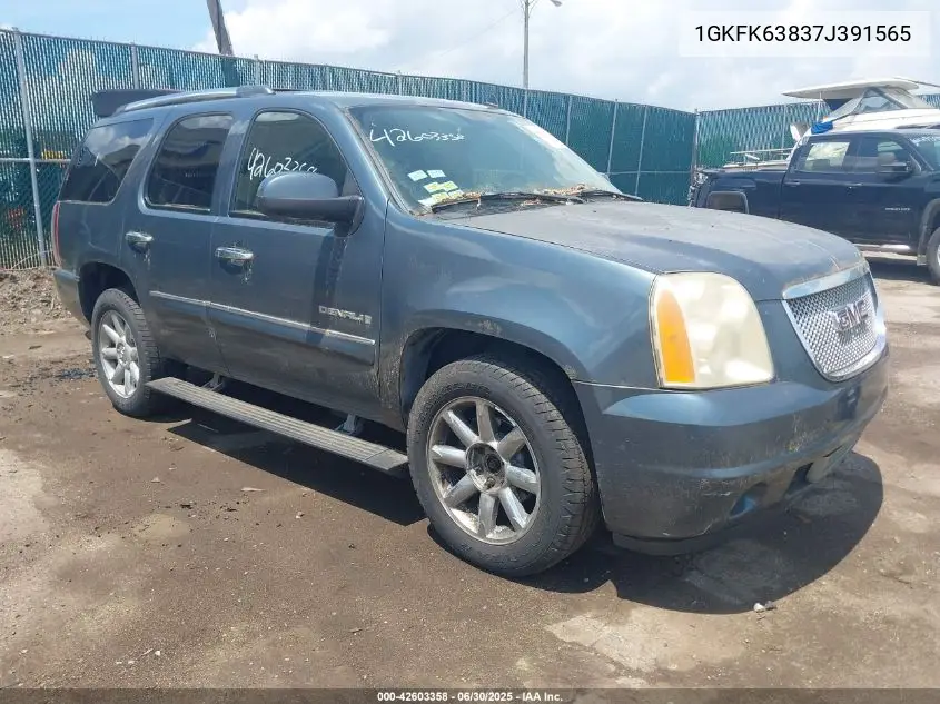 2007 GMC Yukon Denali VIN: 1GKFK63837J391565 Lot: 42603358