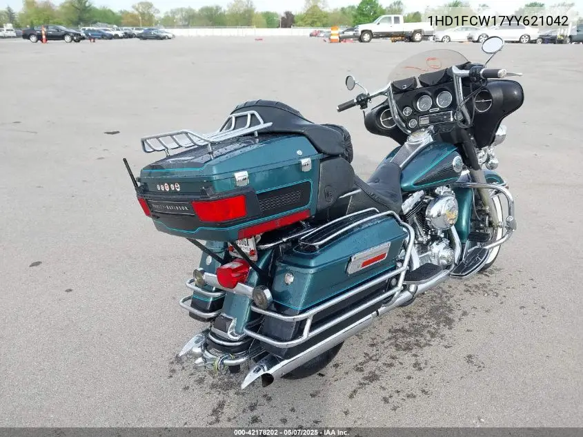 2000 Harley-Davidson Flhtcui VIN: 1HD1FCW17YY621042 Lot: 42178202