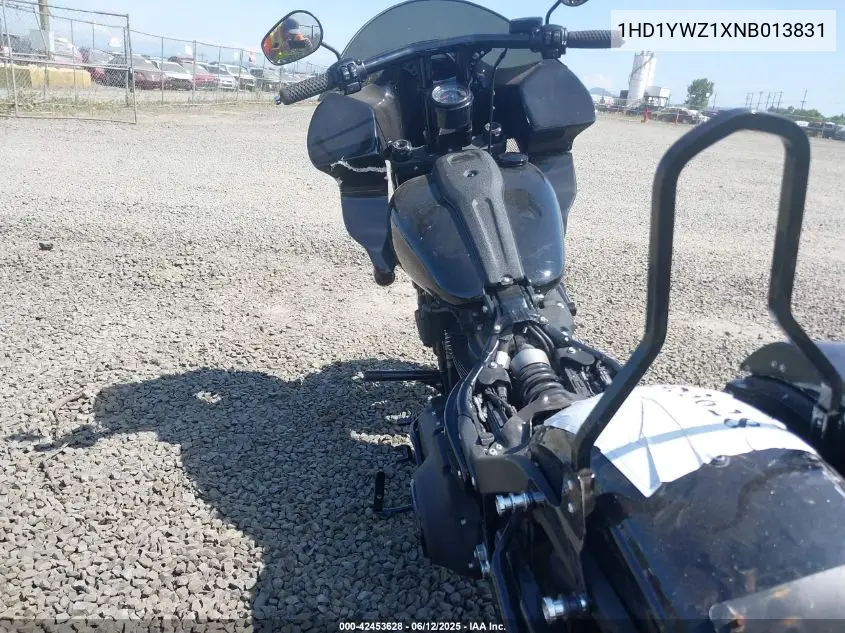 2022 Harley-Davidson Fxlrs VIN: 1HD1YWZ1XNB013831 Lot: 42453628