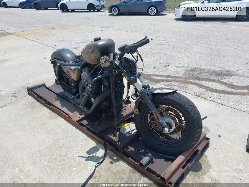 2010 Harley-Davidson Xl1200 X VIN: 1HD1LC326AC425201 Lot: 42231652