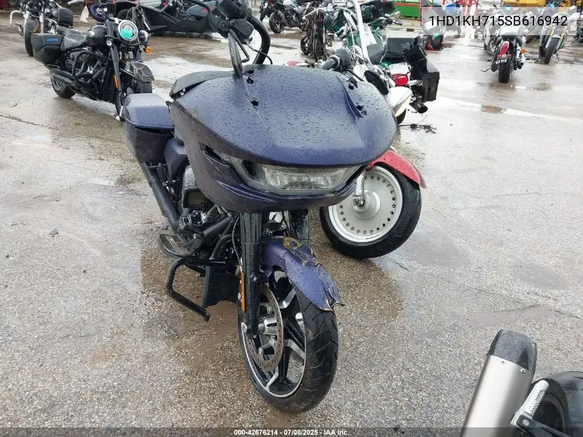 2025 Harley-Davidson Fltrx VIN: 1HD1KH715SB616942 Lot: 42676214
