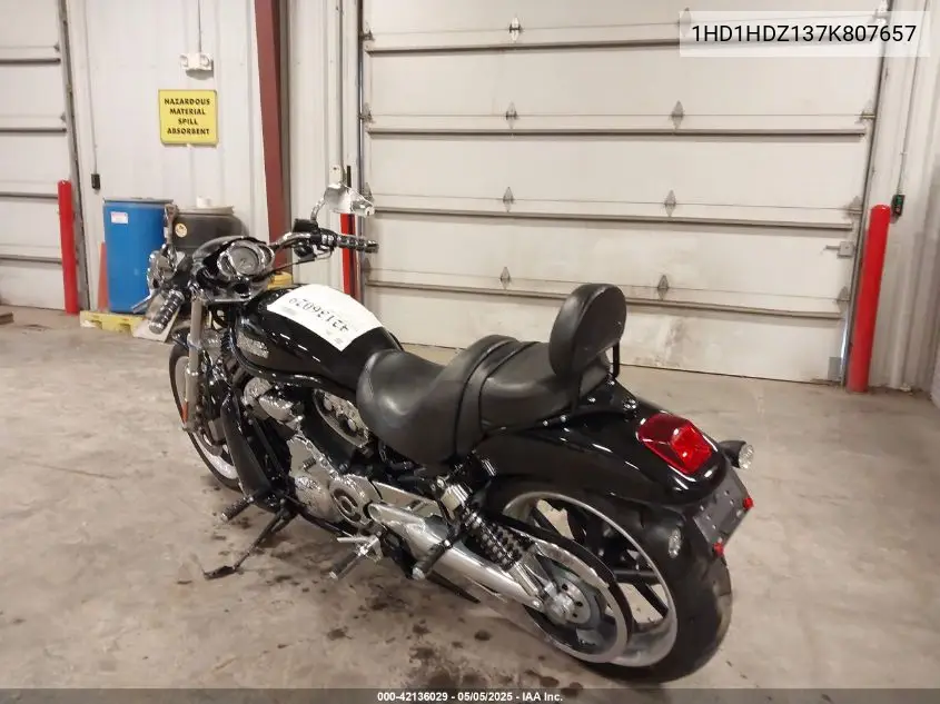 2007 Harley-Davidson Vrscd VIN: 1HD1HDZ137K807657 Lot: 42136029