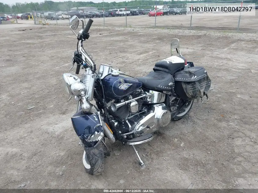 2013 Harley-Davidson Flstc Heritage Softail Classic VIN: 1HD1BWV18DB042797 Lot: 42482800