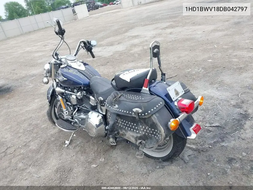 2013 Harley-Davidson Flstc Heritage Softail Classic VIN: 1HD1BWV18DB042797 Lot: 42482800