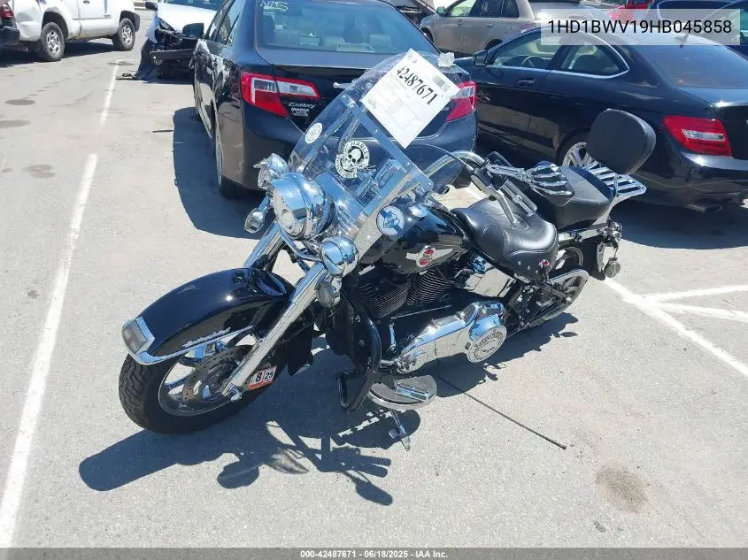 2017 Harley-Davidson Flstc Heritage Softail Classic VIN: 1HD1BWV19HB045858 Lot: 42487671
