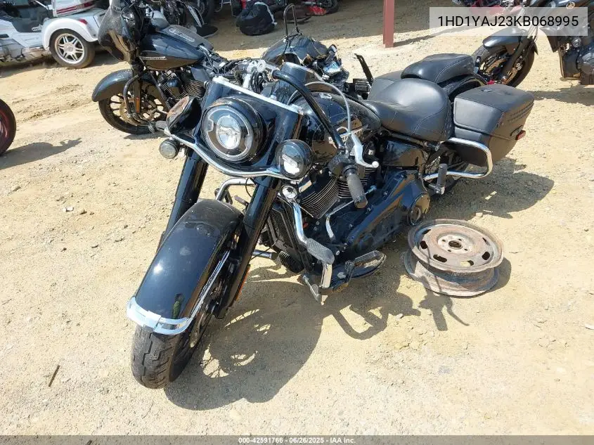 2019 Harley-Davidson Flhc VIN: 1HD1YAJ23KB068995 Lot: 42591766