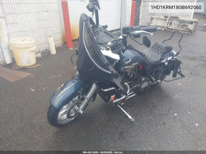 2016 Harley-Davidson Flhxs Street Glide Special VIN: 1HD1KRM18GB692060 Lot: 42214559