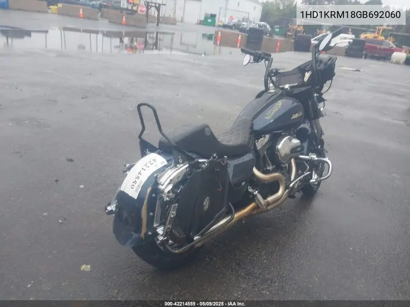 2016 Harley-Davidson Flhxs Street Glide Special VIN: 1HD1KRM18GB692060 Lot: 42214559