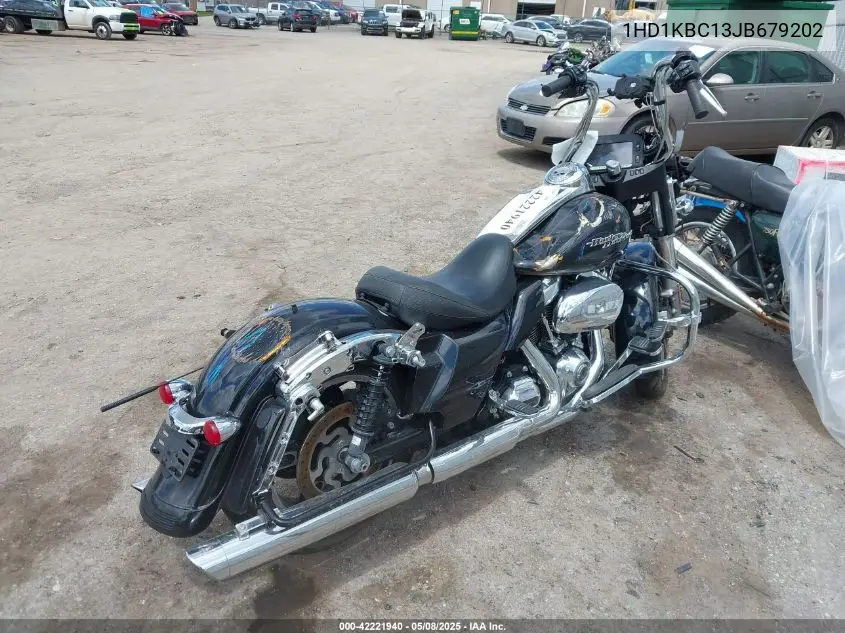 2018 Harley-Davidson Flhx Street Glide VIN: 1HD1KBC13JB679202 Lot: 42221940