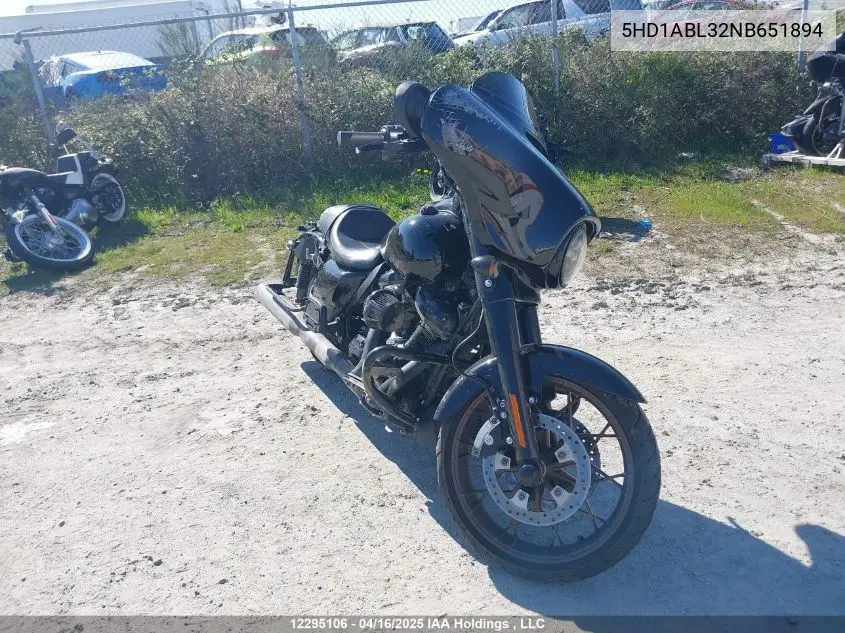 2022 Harley-Davidson Flhxst VIN: 5HD1ABL32NB651894 Lot: 12295106